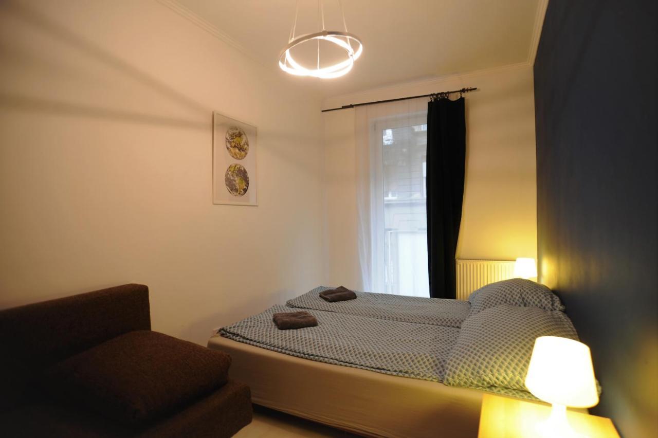 Lovely Apartment In The Heart Of Budapest Exterior photo