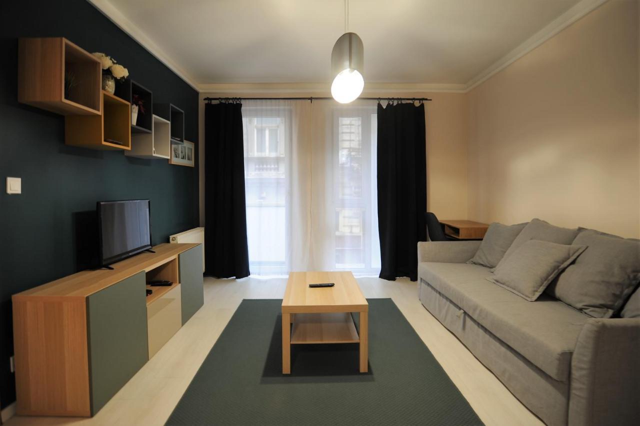 Lovely Apartment In The Heart Of Budapest Exterior photo